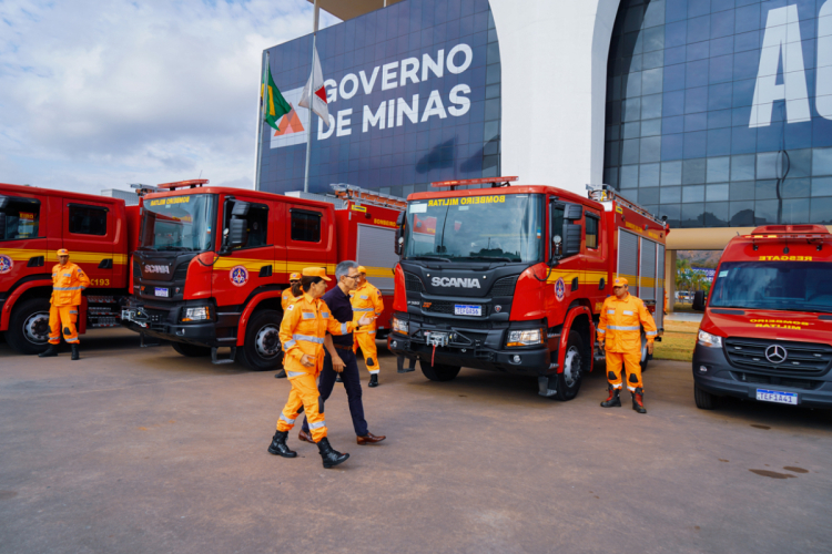 Corpo de Bombeiros Militar de Minas Gerais recebe 18 novas viaturas para reforçar o atendimento operacional