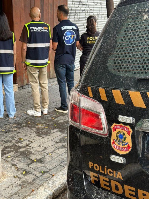 PF deflagra operação contra tráfico internacional de pessoas