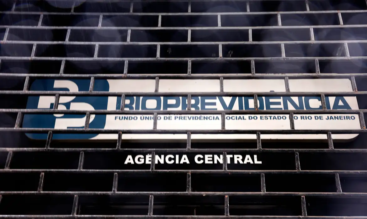 Ex-presidente do Rioprevidência é preso em operação da Polícia Federal