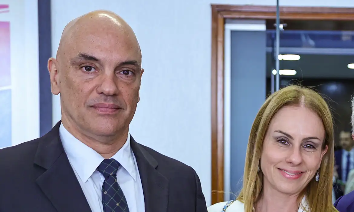 Escritório ligado à família de Moraes afirma em nota que não atuou no STF