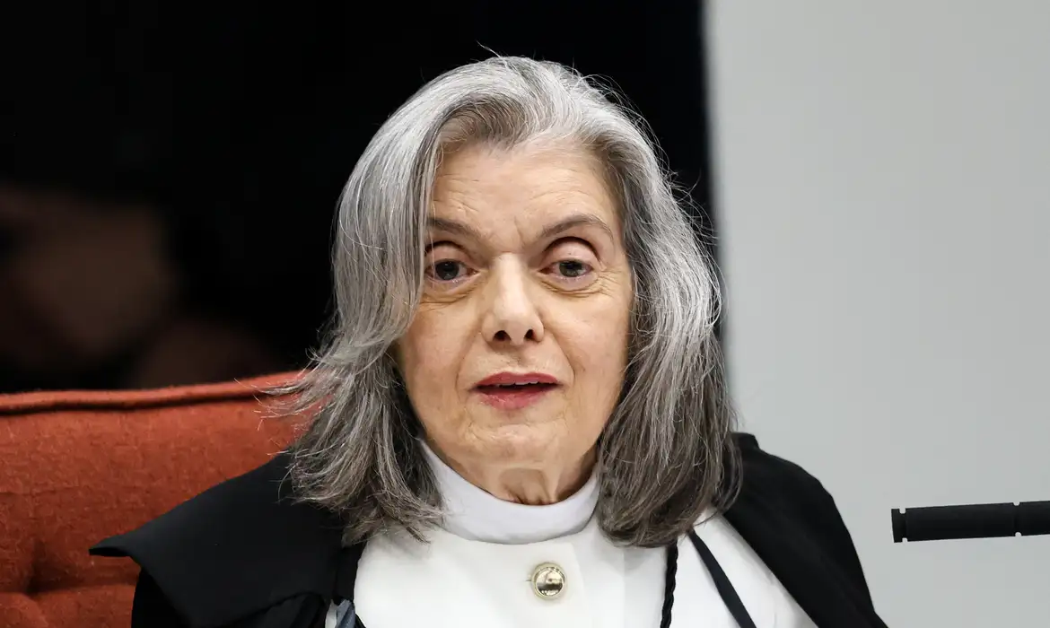 Cármen Lúcia diz que crise de confiabilidade no Judiciário é grave