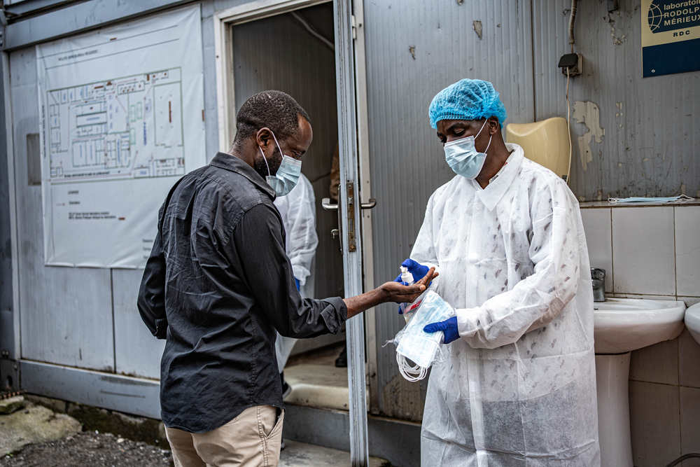 Ebola: veja cronologia da doença e entenda causa de surtos na África