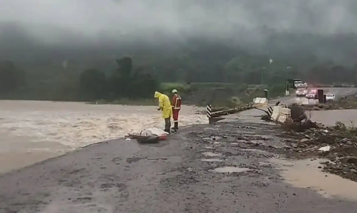 Estudo sobre cheias no Rio Grande do Sul aponta causas do desastre