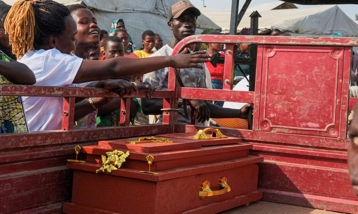 Congo e Uganda: número de mortes em surto de ebola ultrapassa mil