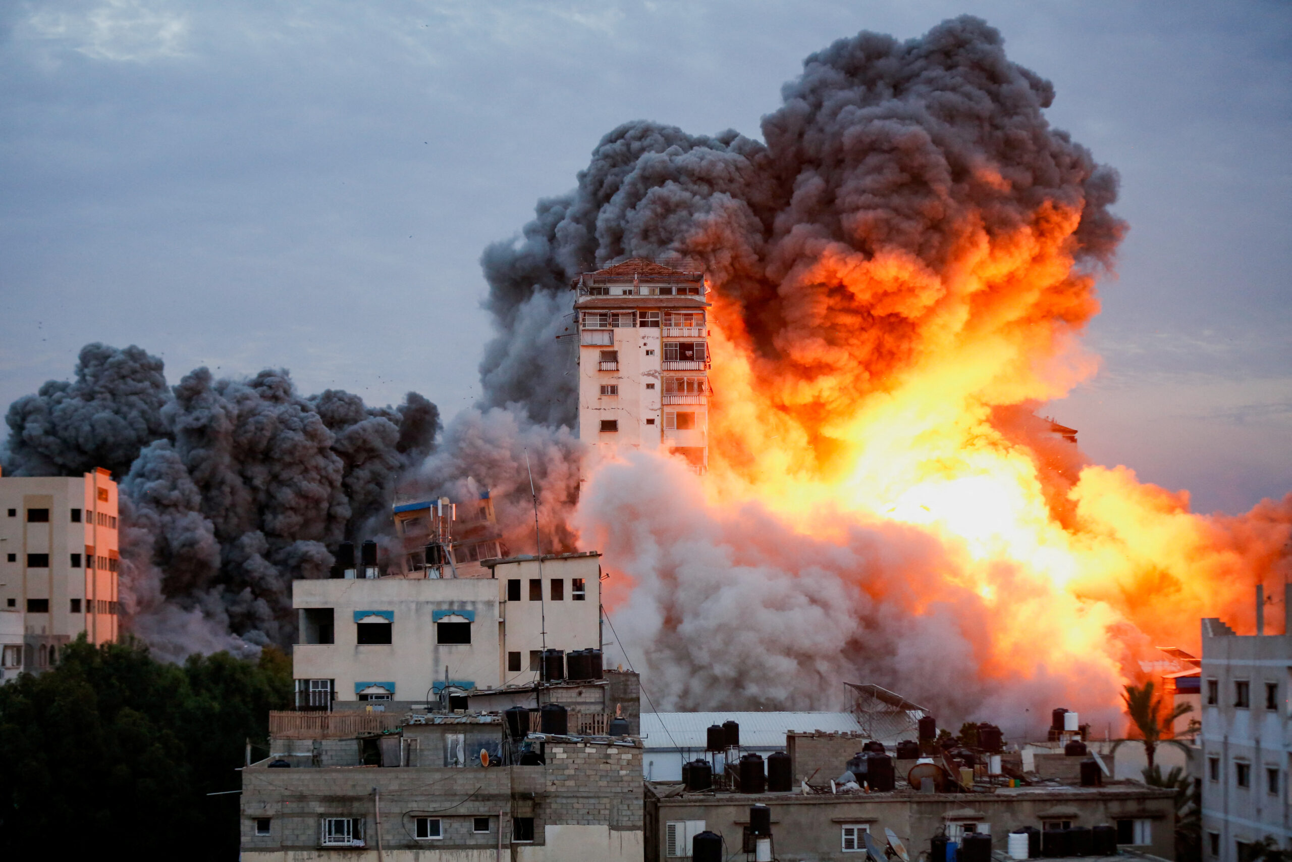 Menina de 9 anos está entre as vítimas de ataques de Israel em Gaza e deixam ao menos mais seis mortos