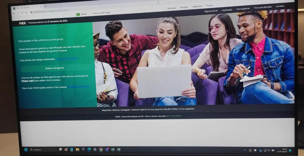 Fies: prazo final para renegociar dívidas com descontos de até 99% termina em 31 de agosto e exige atenção dos estudantes