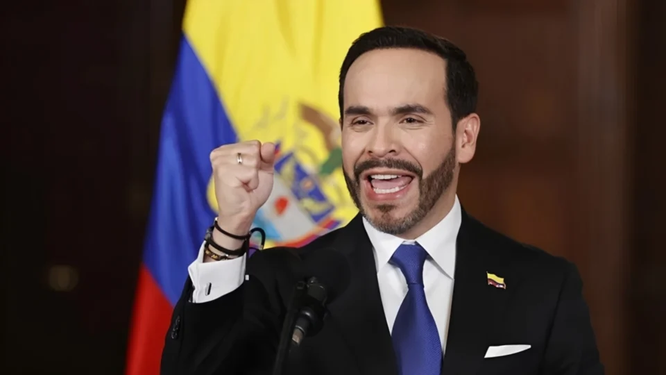 Colômbia encerra política de paz total e endurece combate contra grupos armados em mudança estratégica radical no governo Petro