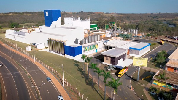 Nestlé investe R$ 600 milhões em nova fábrica em Ituiutaba, gerando centenas de empregos e impulsionando a economia mineira