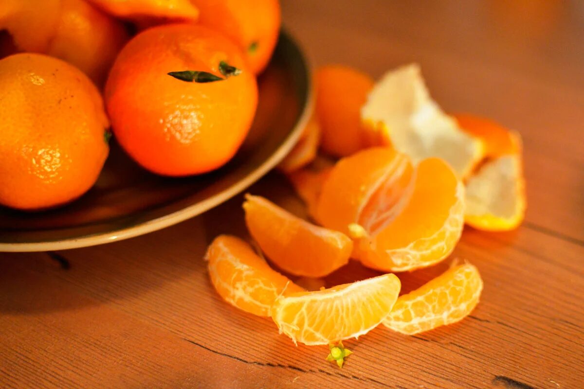 Vitamina C e saúde cerebral: estudo aponta benefícios para o cérebro