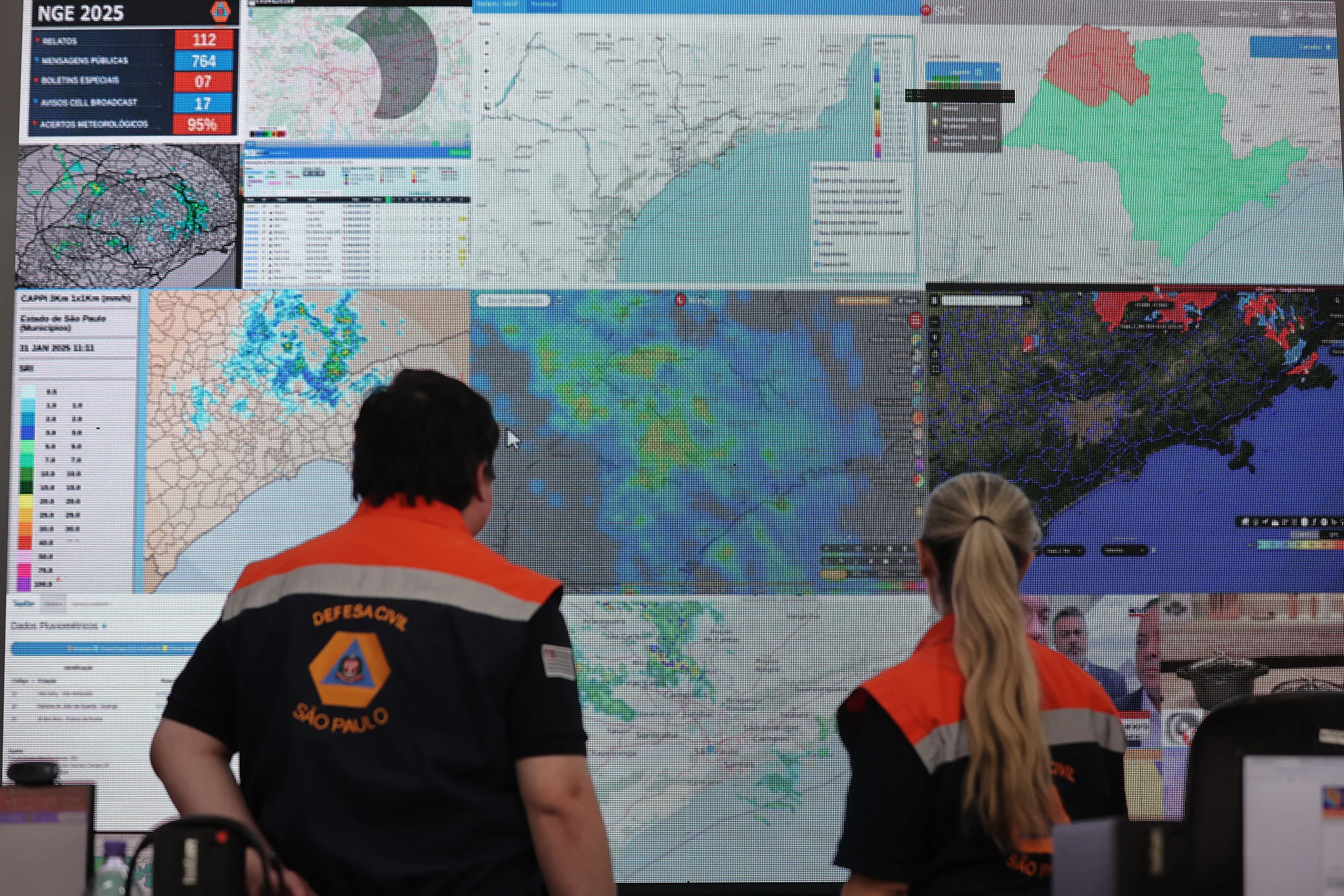 Gabinete de Crise: entenda como funciona a estrutura estratégica que monitora a chegada de eventos climáticos extremos no Brasil