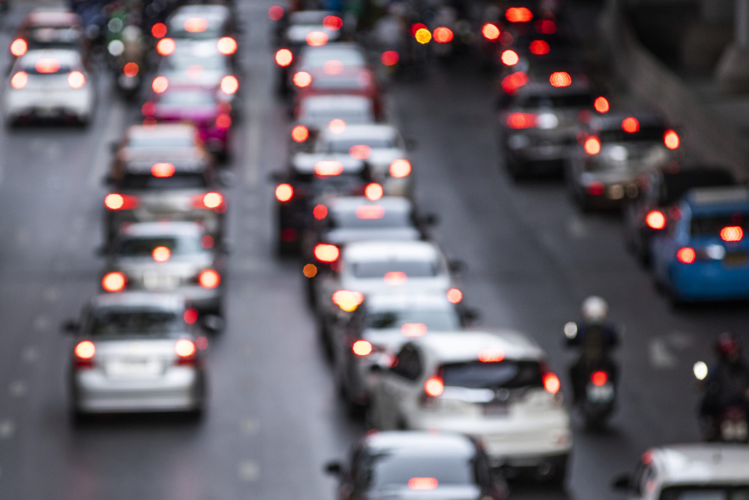 Feriado de Finados muda o trânsito em rodovias de Goiás; veja as restrições para caminhões
