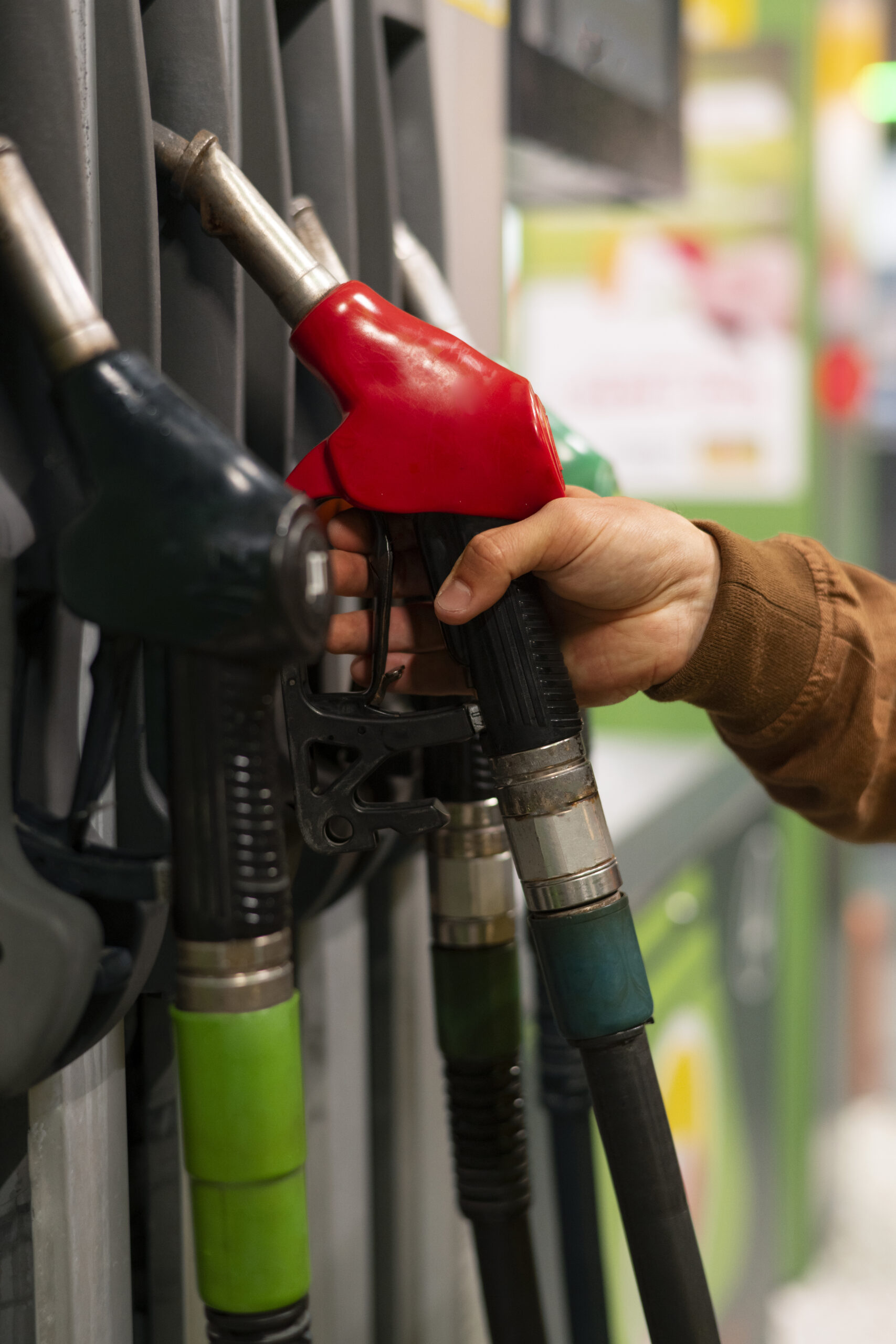 Preço do diesel dispara 6,67% e chega a R$ 7,20 por litro no Brasil, aponta pesquisa