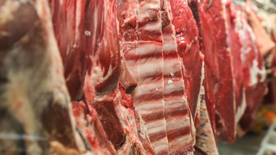 UE indica que carne bovina do Brasil pode ficar dois anos fora do mercado europeu